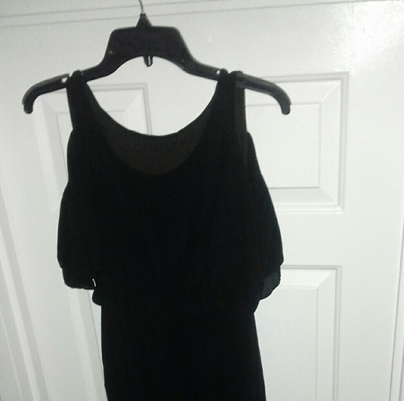 Dress - Picture 6 of 7